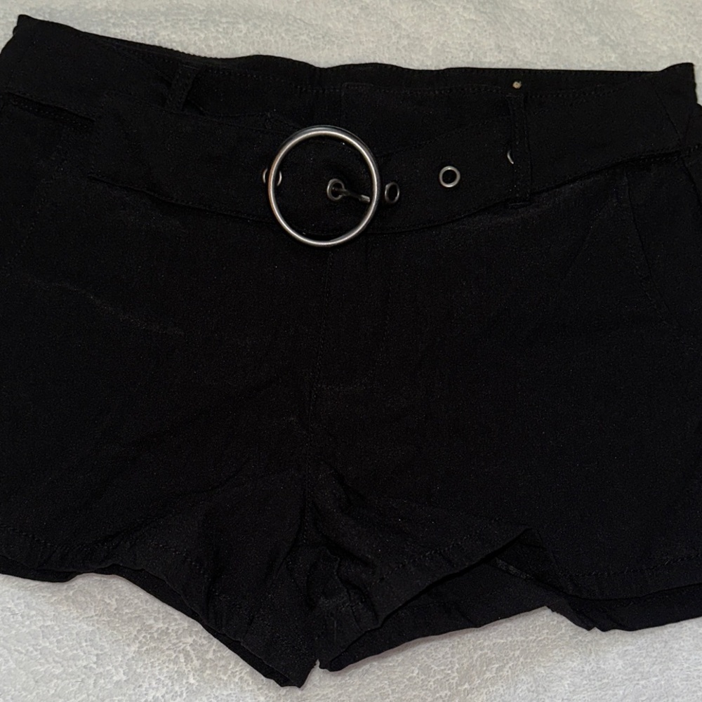 Elegant High Waist Black Shorts with Belt
